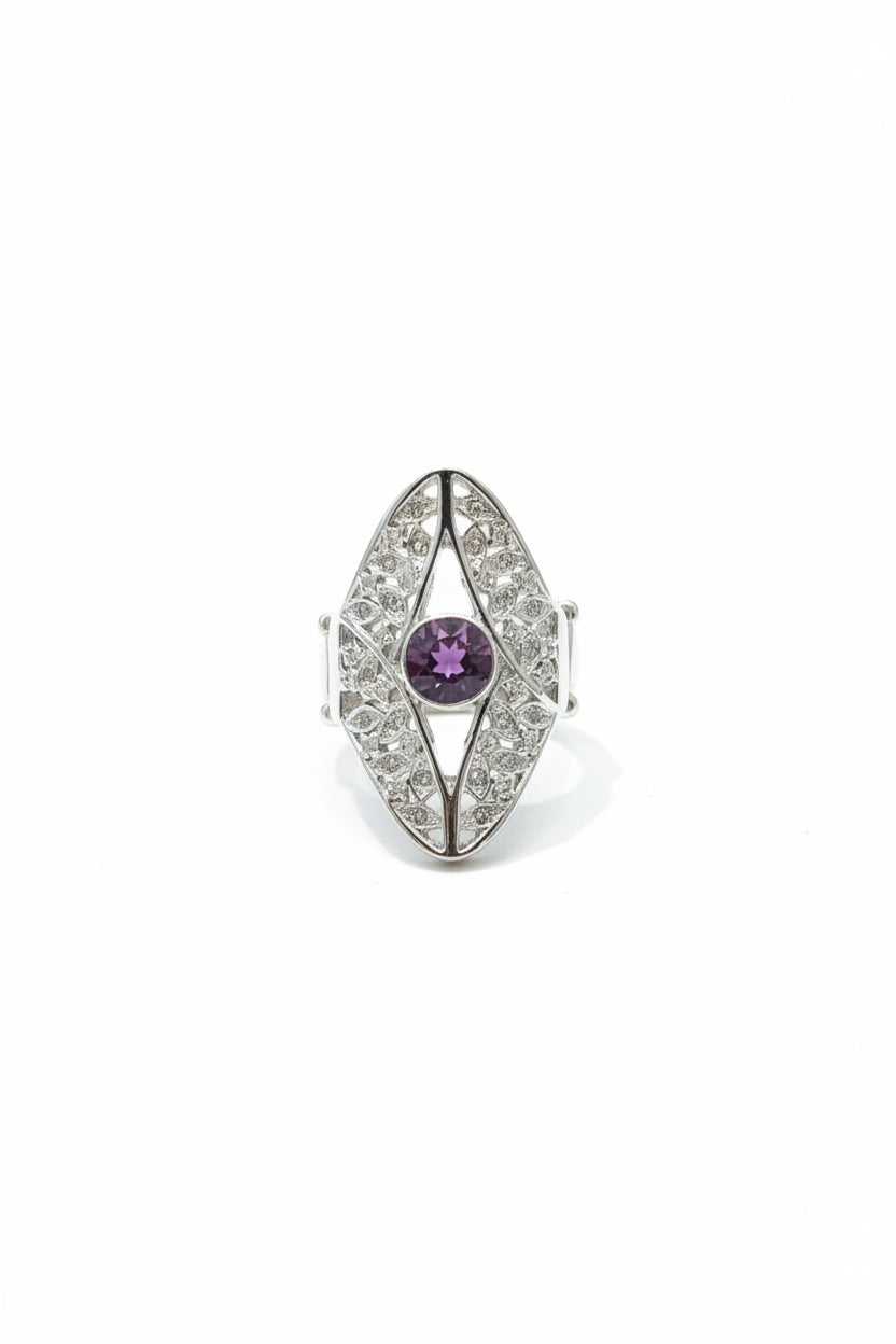 Divas filigree Silver plated ring with an elliptical eye shaped design.