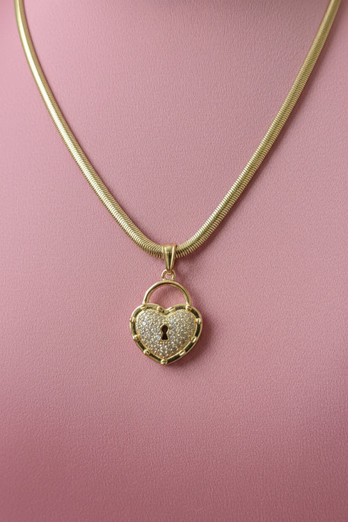 18K gold filled 4mm 18"Herringbone chain with Heart locket