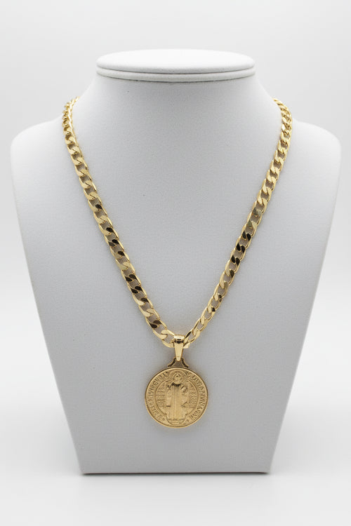 18K Gold filled 18” 7mm Cuban Link Chain with Saint Pendant.