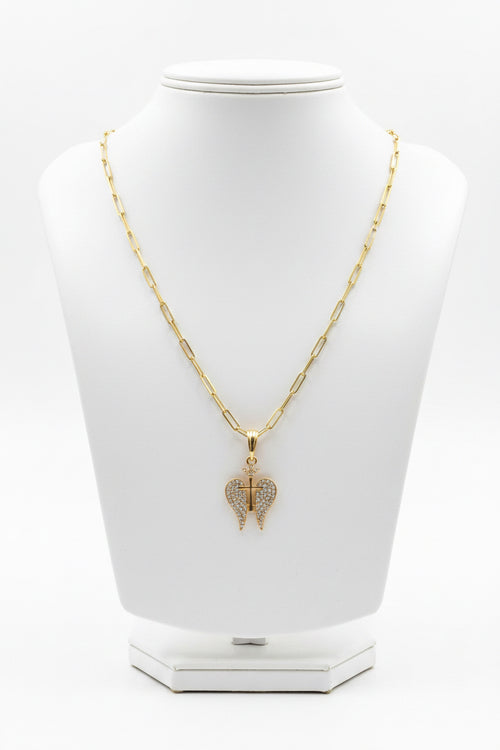 18K Gold filled 18” 3mm Paperclip chain with Angel Wings and Czs.
