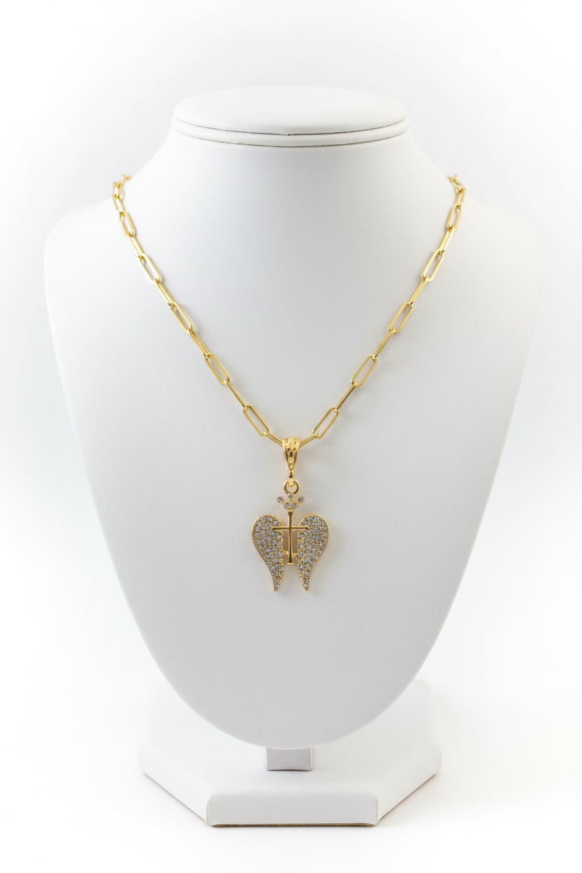 18K Gold filled 18” 3mm Paperclip chain with Angel Wings and Czs.